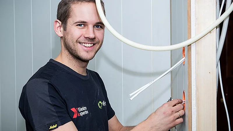 Bestill Elektriker